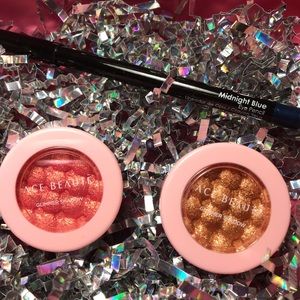 ACE BEAUT’E NEW Duet set high end shadows + free g